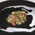 Tartar de atún rojo con leche de coco agus gastrobar en campoamor1