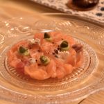 salmón en el restaurante the canallas