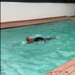 haciendo-natación-en-casa