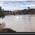 video-de-rio-nacimiento-con-agua-puente-de-campoamor-y-playa-de-la-glea