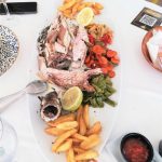 restaurante-Oasis-Beach-Mil-Palmeras-pescado-al-espeto