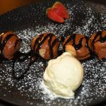 restaurante-las-cuevas-san-miguel-de-salinas-profiteroles