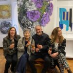 amigos en exposición mujeres en el arte de dehesa de campoamor