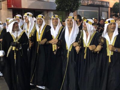 Comparsa mora Adelacies - Traje oficial desfile