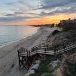 Atardecer playa de la Glea escalera de madera – Campoamor