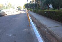 El Ayuntamiento de Orihuela inicia la renovación de las aceras de la calle Gabriel y Galán en Campoamor